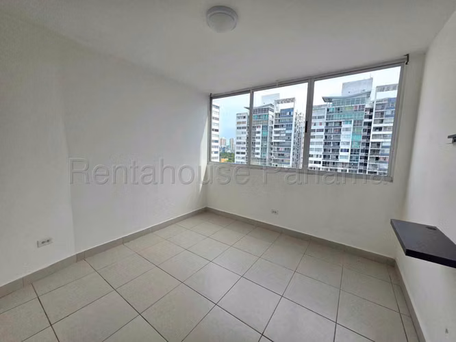 Venta de Apartamento en Transistmica Ph Central Park EC