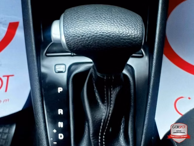 Kia Rio 2024 Automática EF1370