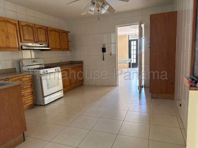 Venta de Apartamento en Punta Pacifica Ph Courtyard View Solo Cliente Directo MC