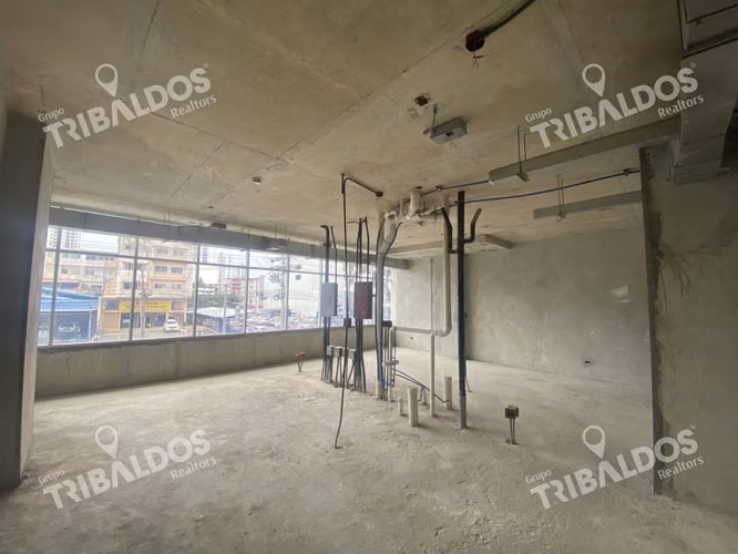 VENTA DE LOCAL COMERCIAL EN PARK SQUARE MEDICAL CENTER - Imagen 15