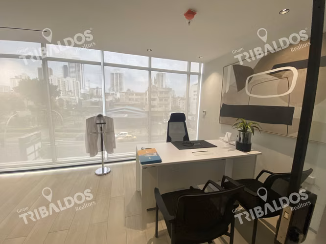 VENTA DE LOCAL COMERCIAL EN PARK SQUARE MEDICAL CENTER - Imagen 7