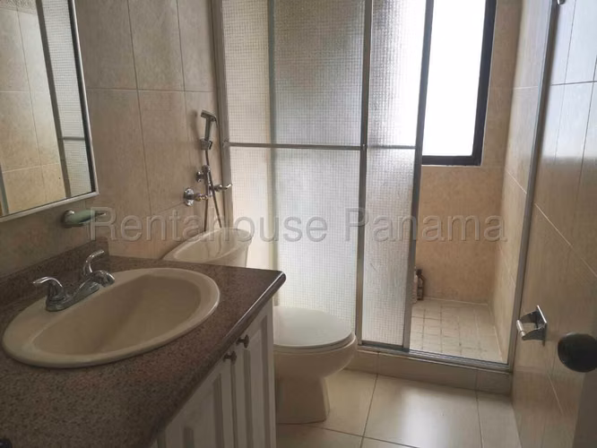 Vendo Apartamento en Punta Pacifica OF27-528