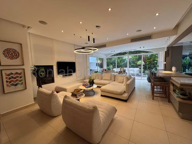 Alquiler de Casa en Costa Sur 26LBR3783
