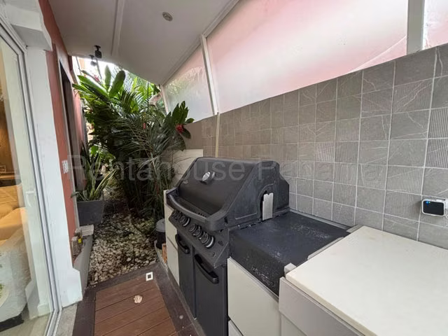Alquiler de Casa en Costa Sur 26LBR3783