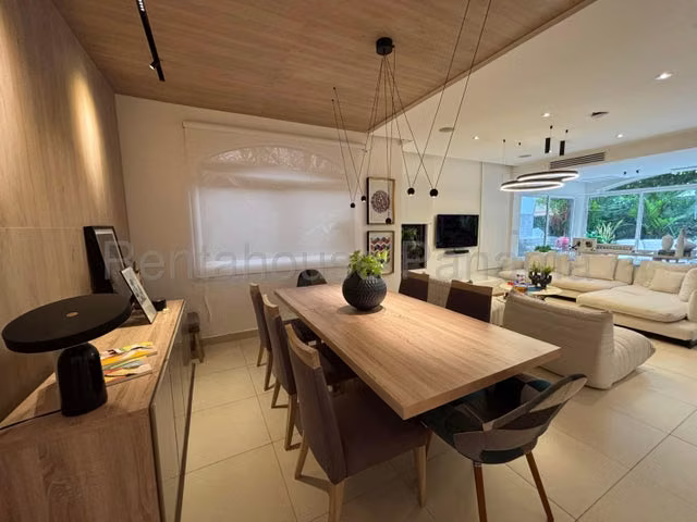 Alquiler de Casa en Costa Sur 26LBR3783