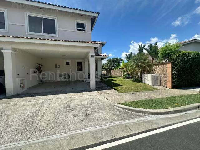 Alquiler de Casa en Panamá Pacifico 26LBR8405