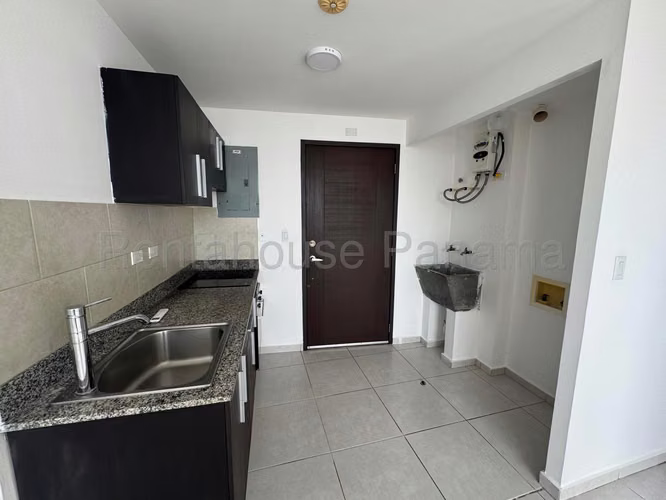 Venta de Apartamento en Avenida Balboa Ph Bayview KF
