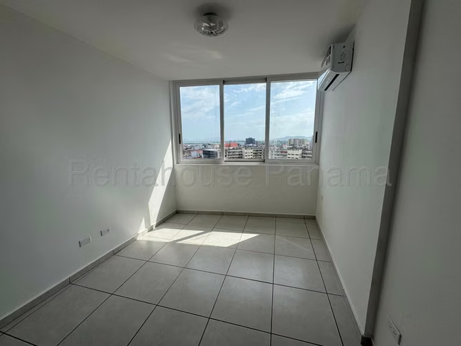 Venta de Apartamento en Avenida Balboa Ph Bayview KF