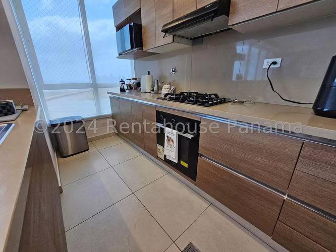 Venta de Apartamento en Costa del Este Ph MAUI Luxury KF