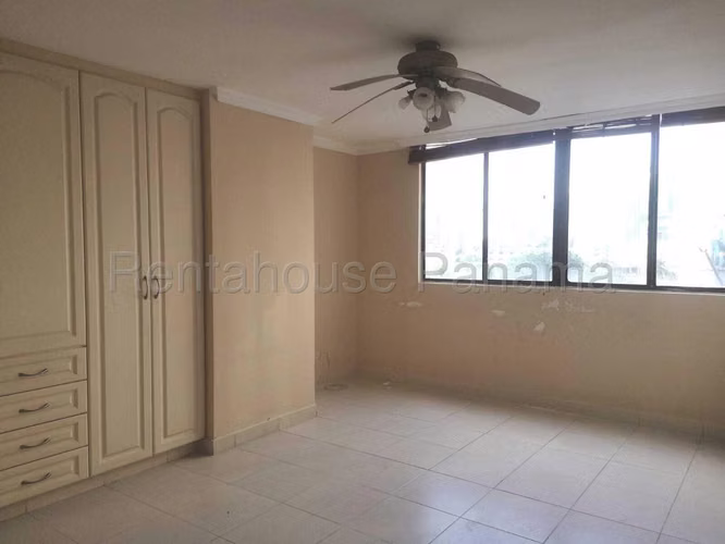 Apartamento en Venta en Punta Pacífica. PH COURTYARD VIEW. 27LDC528