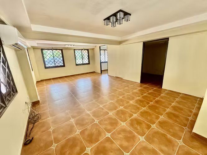 VENTA CASA EN ALBROOK CON PISCINA PRIVADA EC - Imagen 12