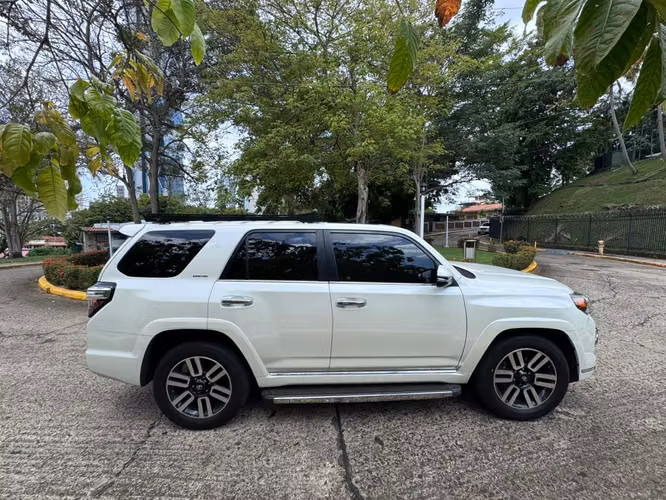 Toyota 4runner 2019 Limited