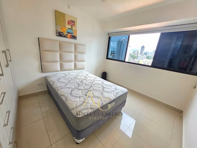 APARTAMENTO AMOBLADO EN BELLA VISTA 3 RECAMARAS