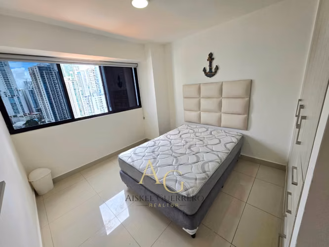 APARTAMENTO AMOBLADO EN BELLA VISTA 3 RECAMARAS
