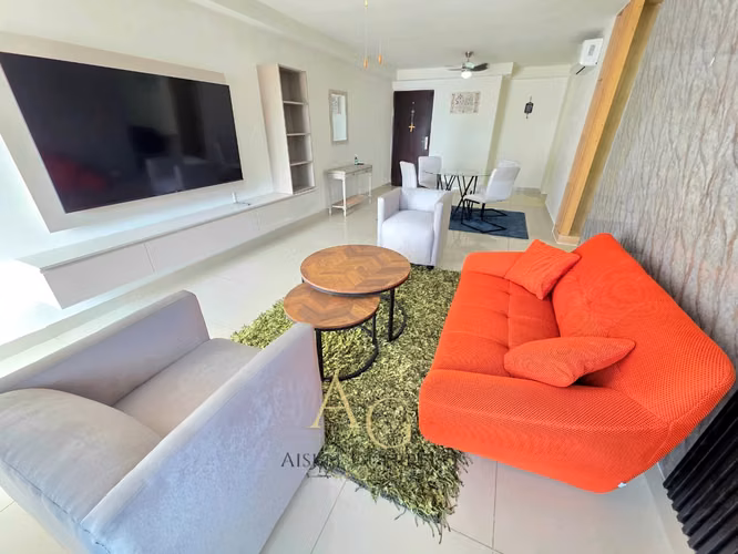 APARTAMENTO AMOBLADO EN BELLA VISTA 3 RECAMARAS