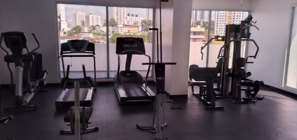 ALQUILER APARTAMENTO AMOBLADO EN PH MONTEMAR