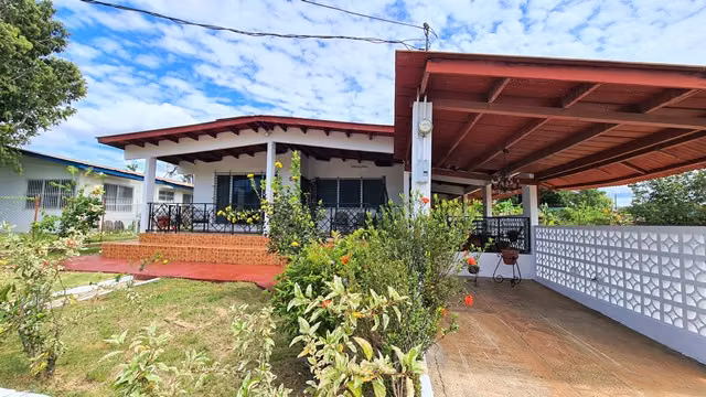 Se Vende Casa en Pedregal - Sector Villa Cecilia