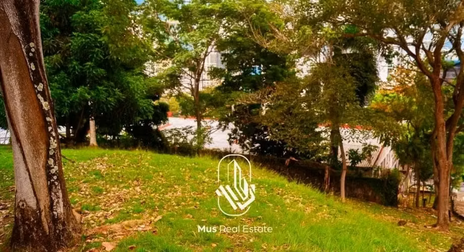 Venta de Terreno en La Cresta - RT