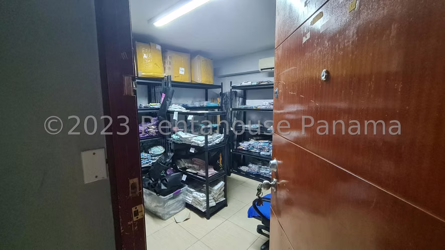 Venta de Local en Parque Lefevre Solo Cliente Directo LFC