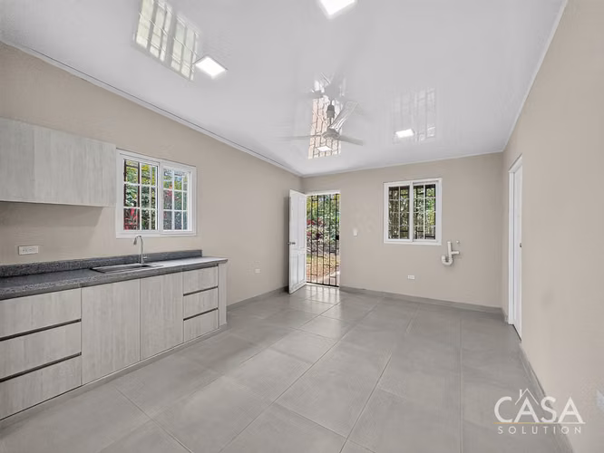 Casa de 2 dormitorios en Lote plano en venta en El Flor, Dolega