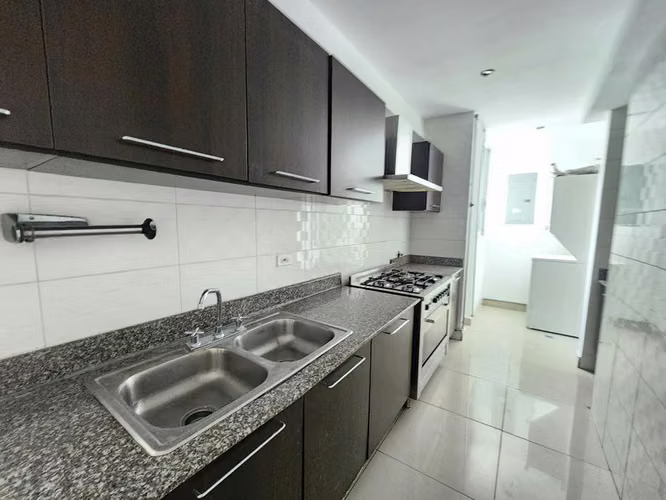 Venta de Apartamento con Terraza Privada en Bella Vista PH Belle View Tower – LH