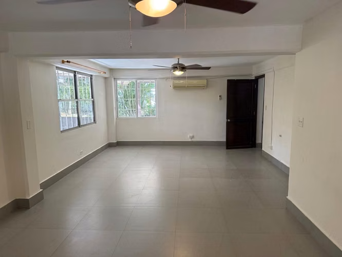 Melissa Foster Luxury Vende Exclusiva Casa Unifamiliar en Clayton MFR1808 - Imagen 15