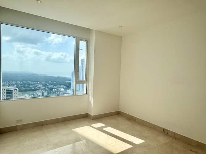 Venta apartamento vista a la ciudad - Costa del Este