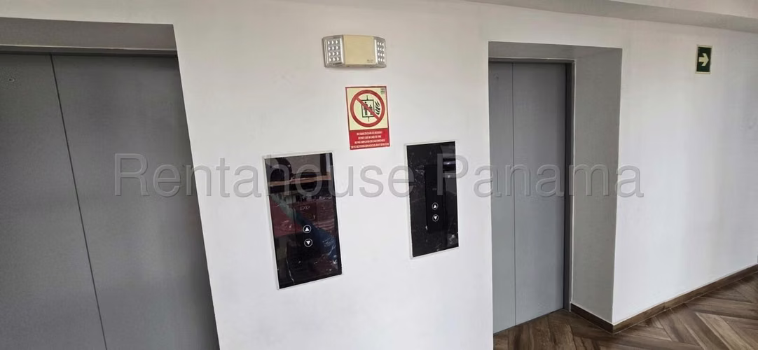 Alquiler de Apartamento en El Carmen I6845GRR