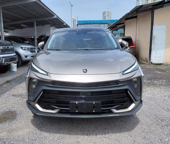 2025 Forthing T5EVO HEV - inmaculado - garantía hasta 2030