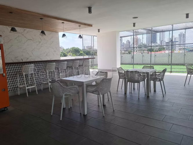 Apartamento en Carrasquilla - Venta