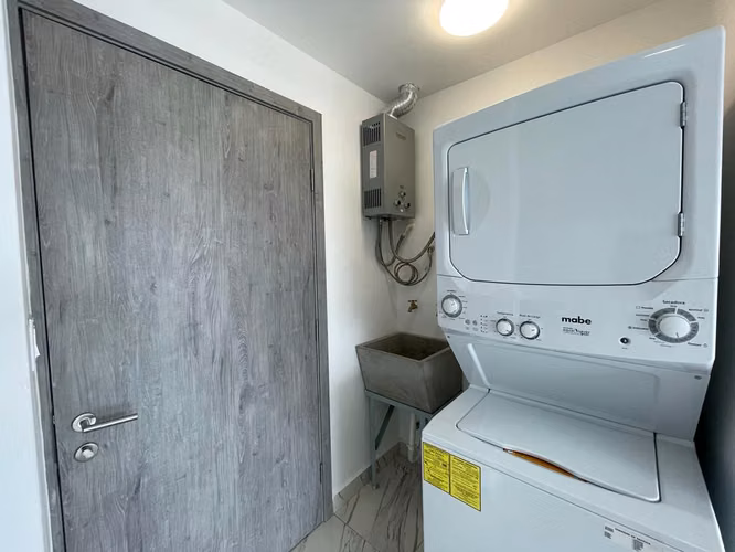 Alquiler de apartamento amoblado en PH The Sands, Av. Balboa. EL