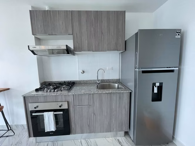 Alquiler de apartamento amoblado en PH The Sands, Av. Balboa. EL