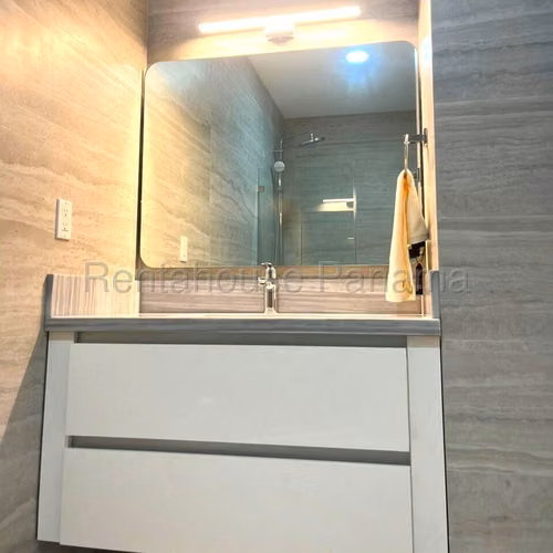 Venta de apartamento en Santa Maria AK