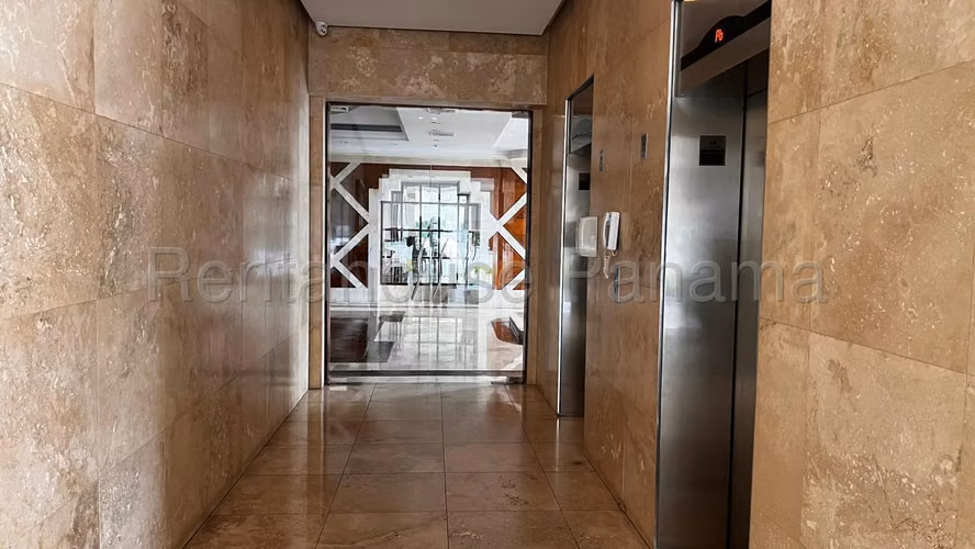 Se Vende Apartamento en Coco del Mar LA25-9426