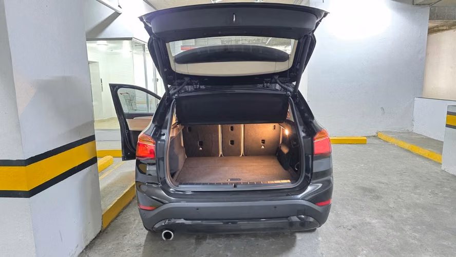 BMW X1 sDrive18i 2021 – Excelente Estado