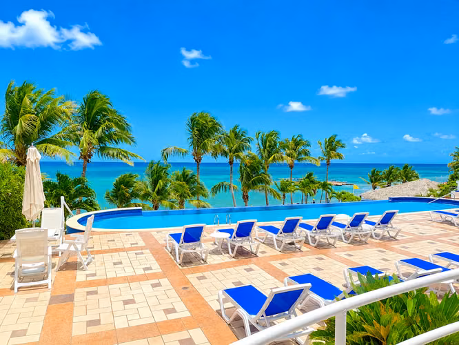 PH Coronado Bay, Solarium – Se alquila lindo apartaestudio frente al mar