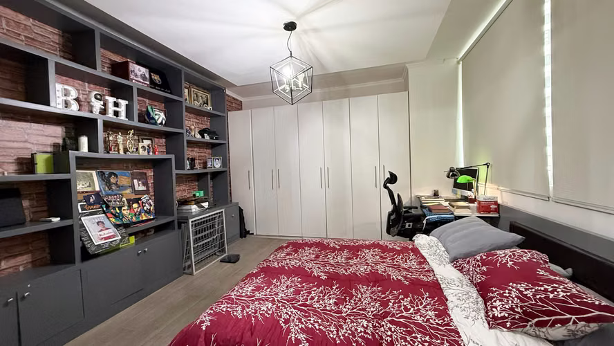 Apartamento Clásico, Bien Construido con Vista al Mar en Venta en P.H. Peninsula