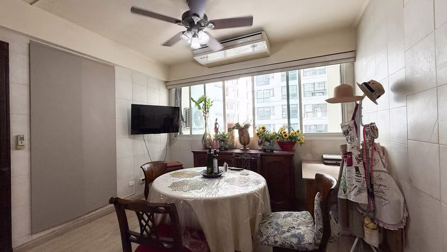 Apartamento Clásico, Bien Construido con Vista al Mar en Venta en P.H. Peninsula