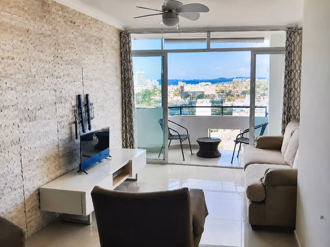 SE ALQUILA APARTAMENTO  VIA ESPAÑA ID 831