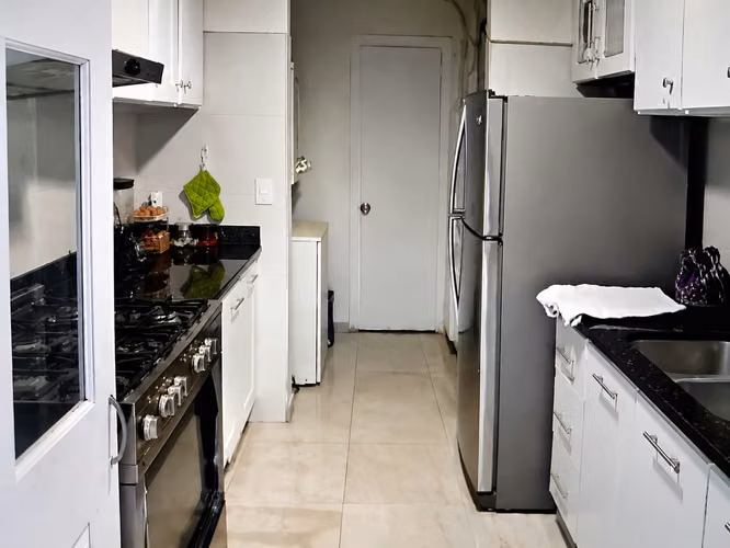 SE ALQUILA APARTAMENTO  VIA ESPAÑA ID 831