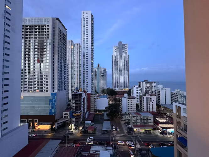 Alquiler Apartamento San Francisco-Hacia Coco Del Mar 3R/2B/CBE 2 Estacionamientos