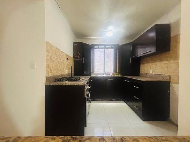 CHANIS REMODELADA SUPER PRECIO 175k