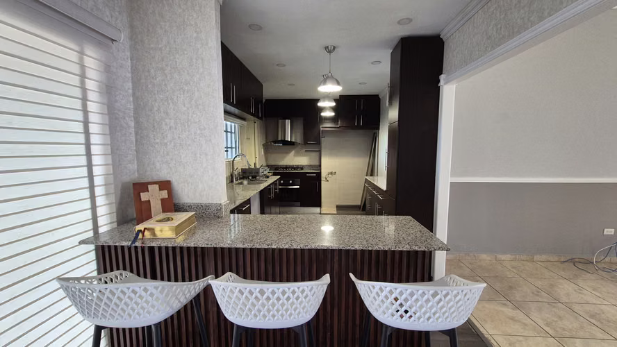 VENTA DE CASA EN BRISAS DEL GOLF DE ARRAIJAN