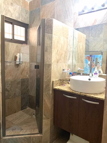 Vendo Casa en La Alameda KA25-5613