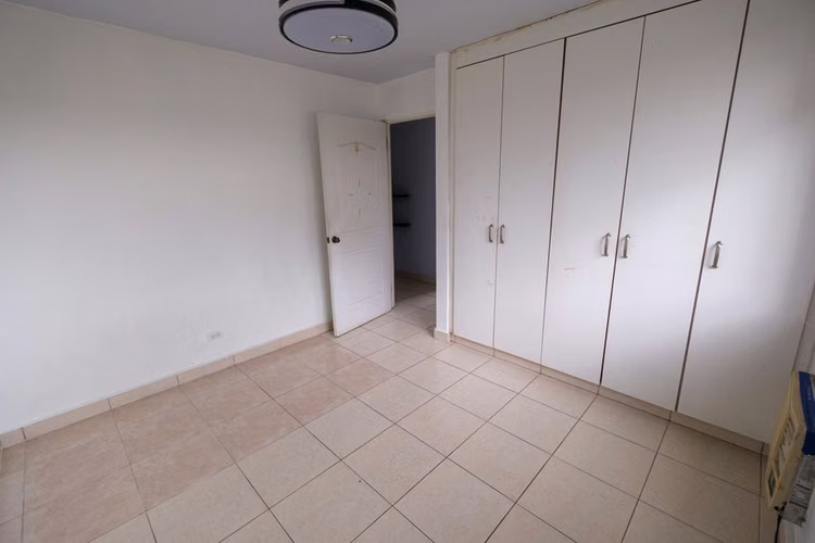 VENDO LINDO APTO EN HATO PINTADO - Imagen 9