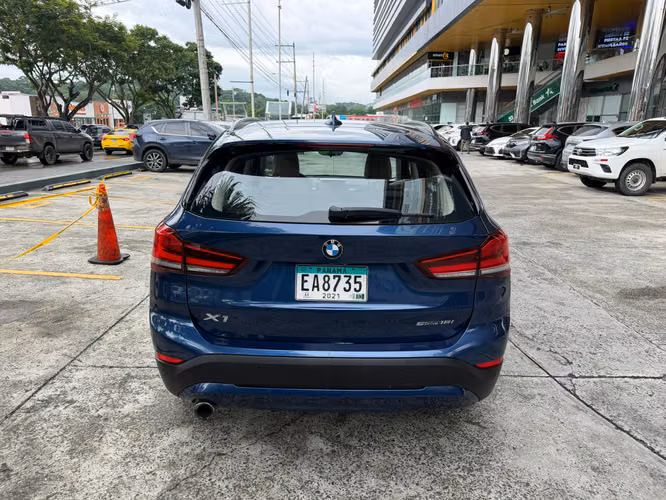 BMW X1 sDrive18i 2022 EXCELENTE CONDICIONES