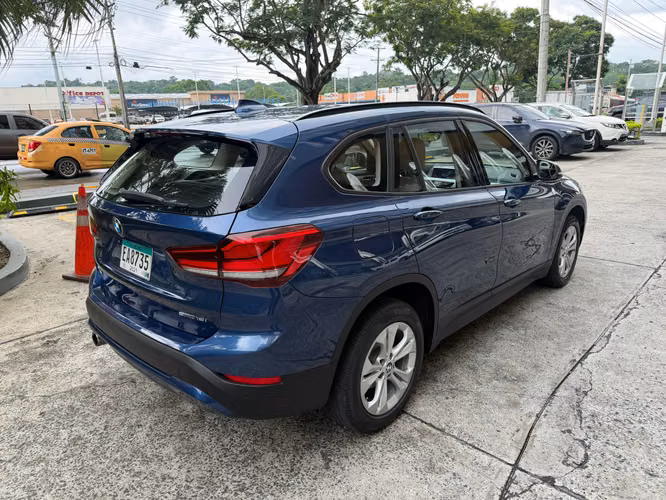 BMW X1 sDrive18i 2022 EXCELENTE CONDICIONES