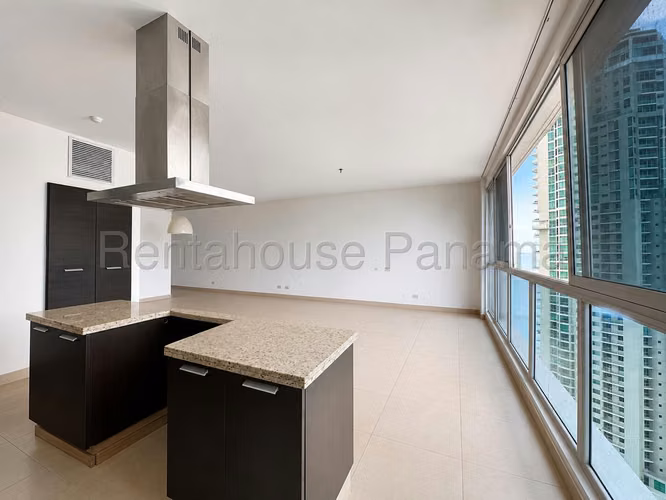Se Vende Apartamento en Punta Pacifica MDV27-531