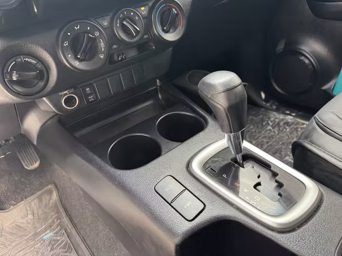 ¡Toyota Hilux 2024 4x4 Full Extras!