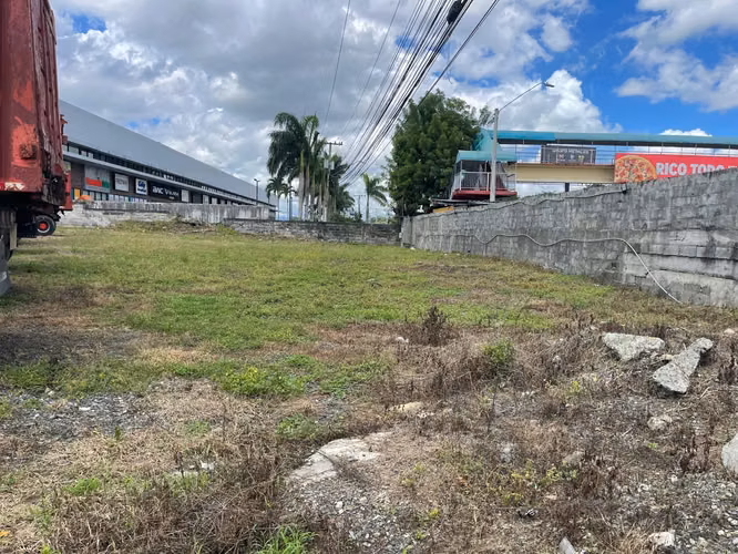 Se vende terreno comercial en ubicación estratégica – La Chorrera